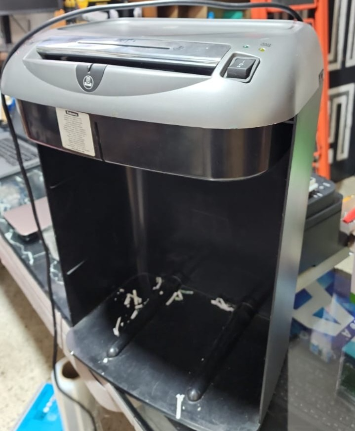 Fellowes Powershred 75Cs 12-Sheet Cross-Cut Shredder - Used